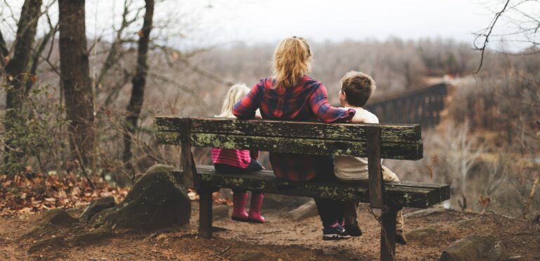 Comment résister à la pression sociale en tant que parent ?